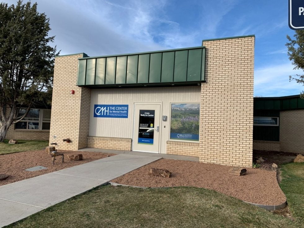 Crisis Hotline 24/7 Crisis Care in Colorado Axis Health System